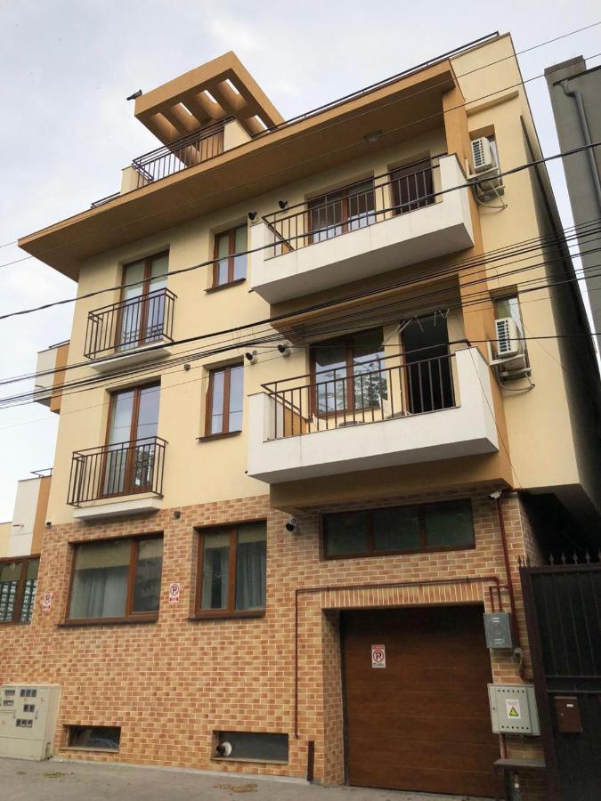 Green Apartment- Brilliant Apartments Constanta Exterior photo
